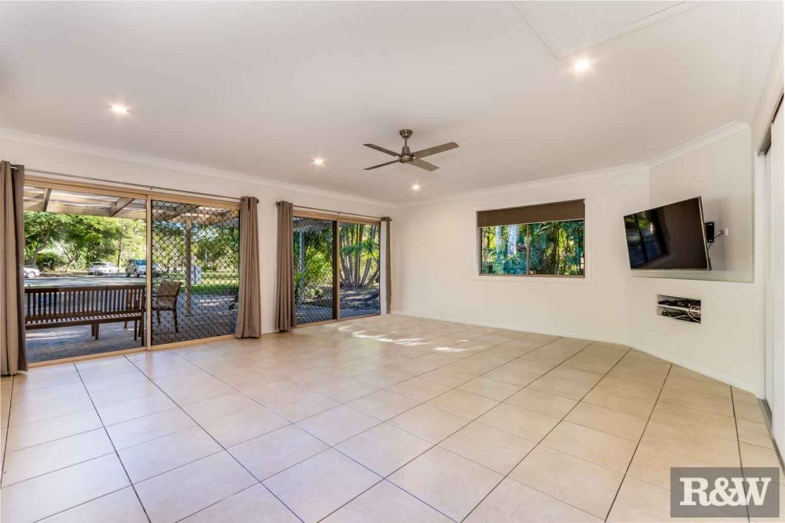 25 Lynanda Court Caboolture