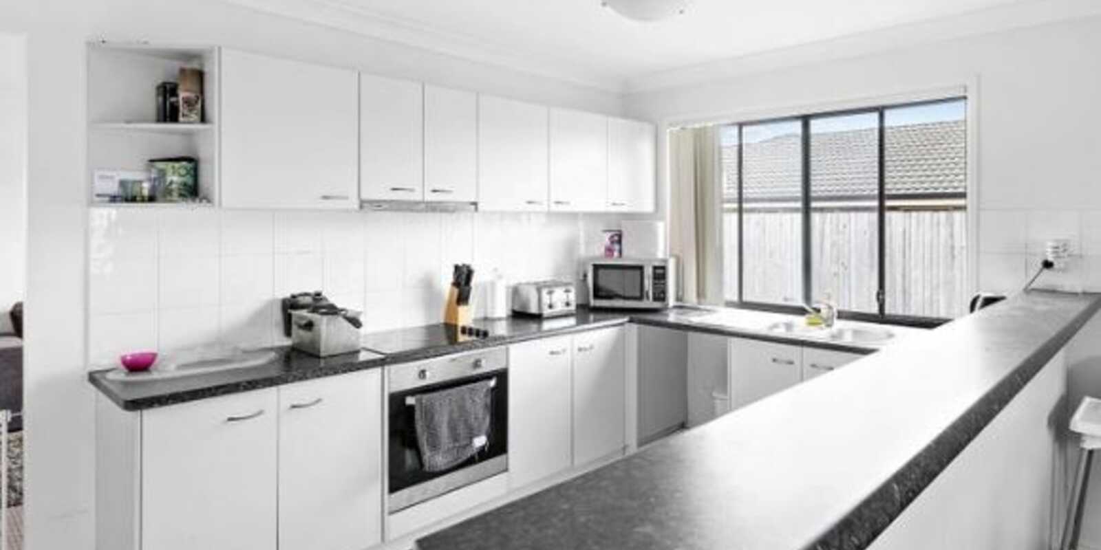 18 Parkview Street Morayfield