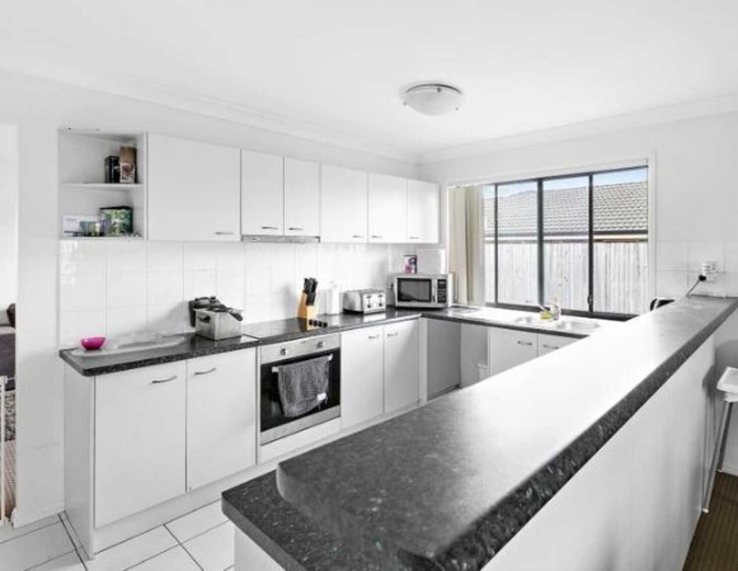 18 Parkview Street Morayfield