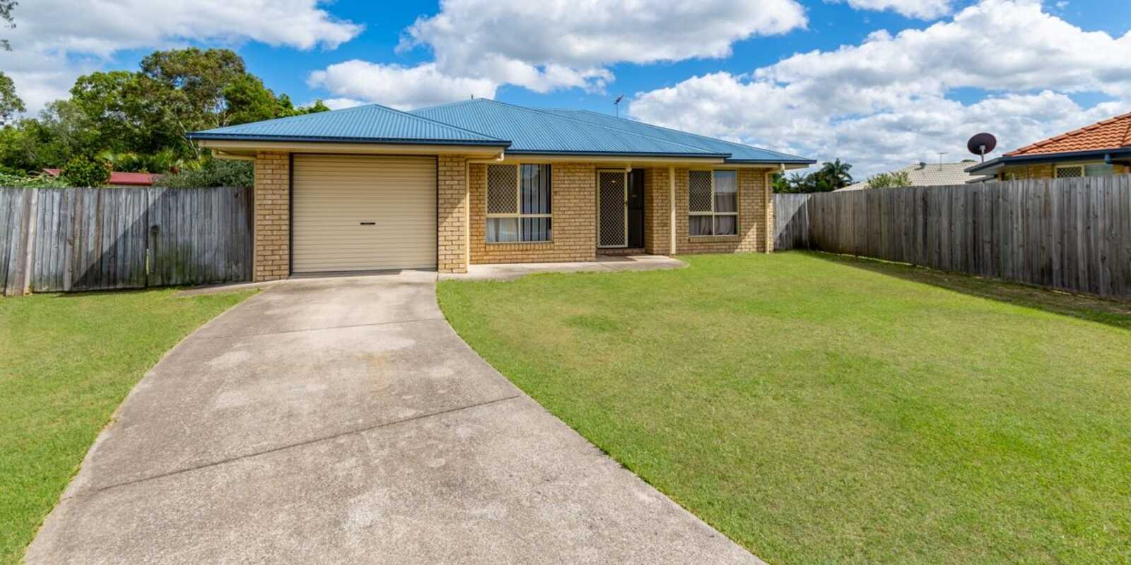 33 Dorset Drive Caboolture South