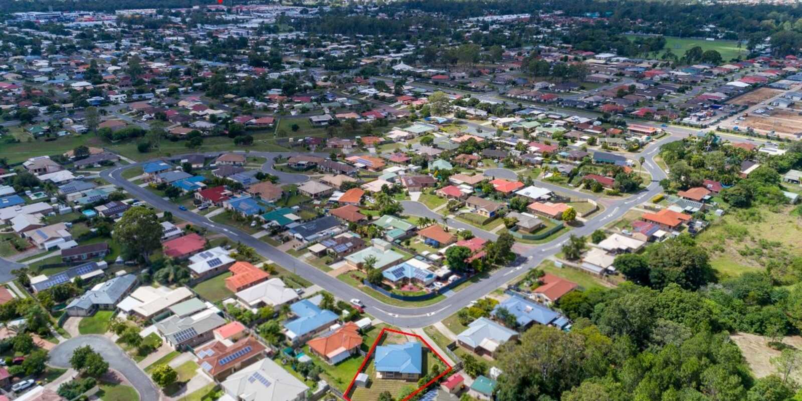 33 Dorset Drive Caboolture South