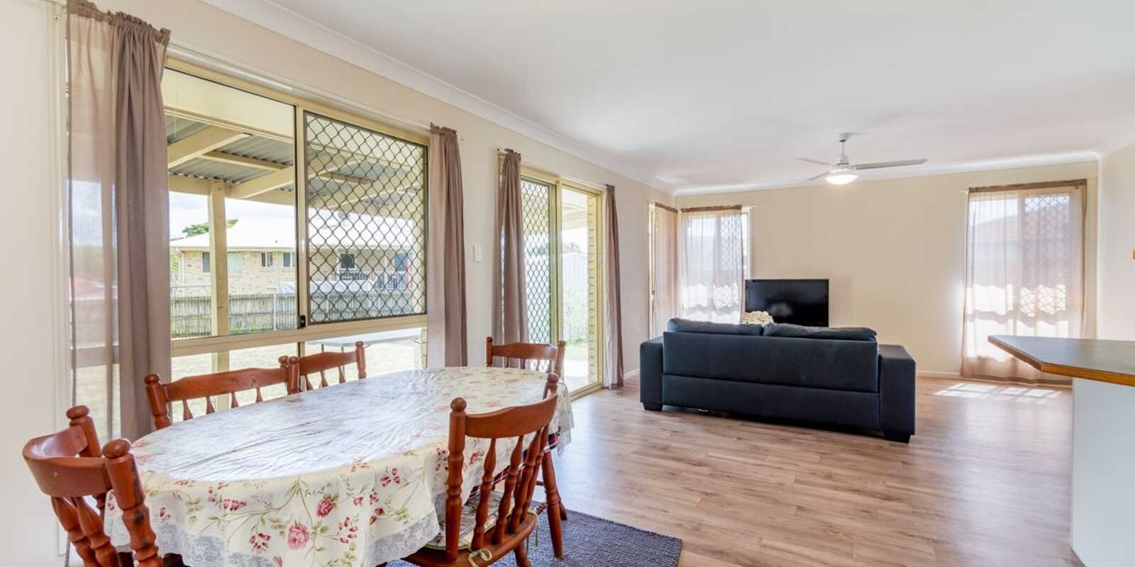 33 Dorset Drive Caboolture South