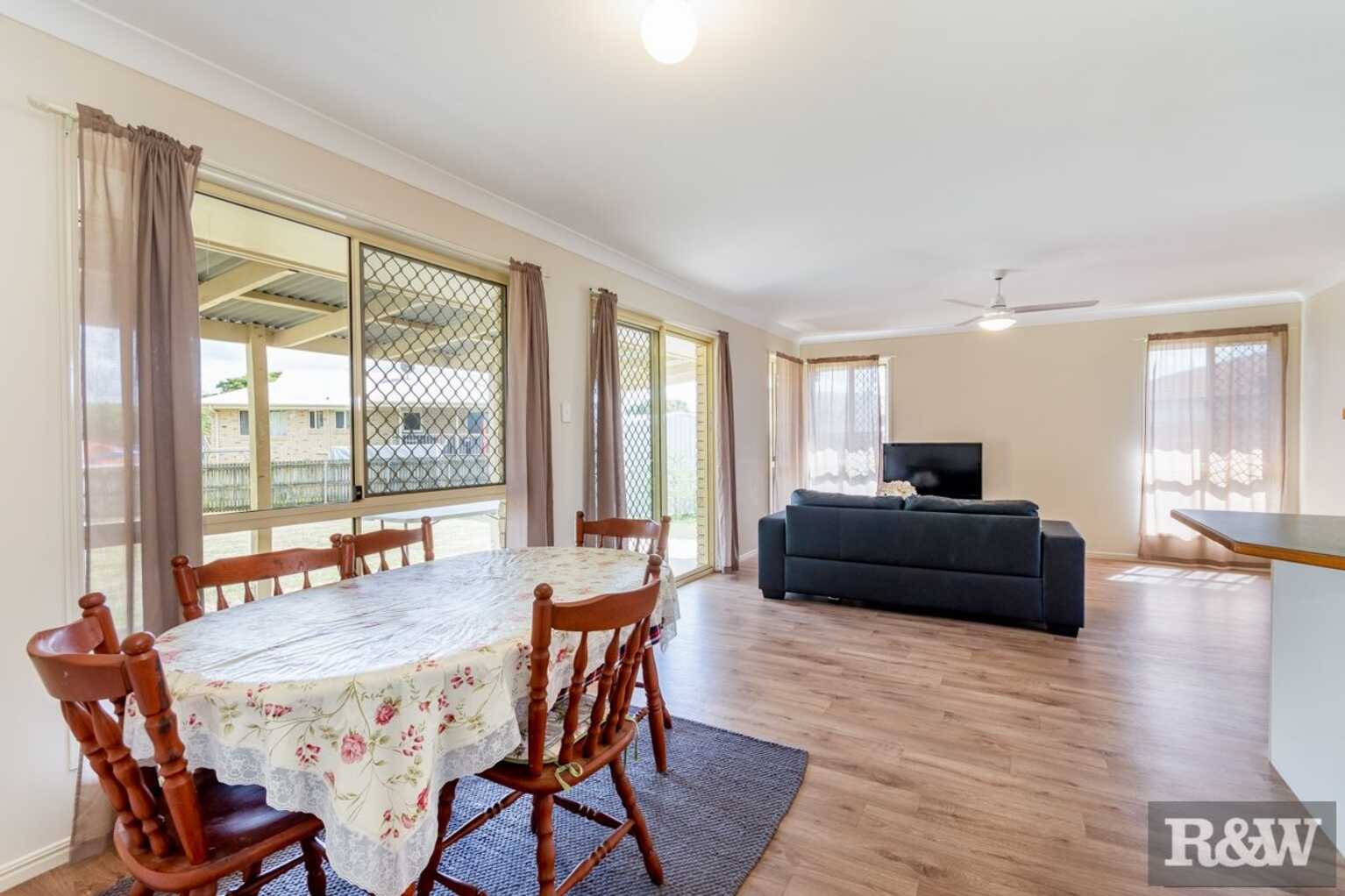 33 Dorset Drive Caboolture South