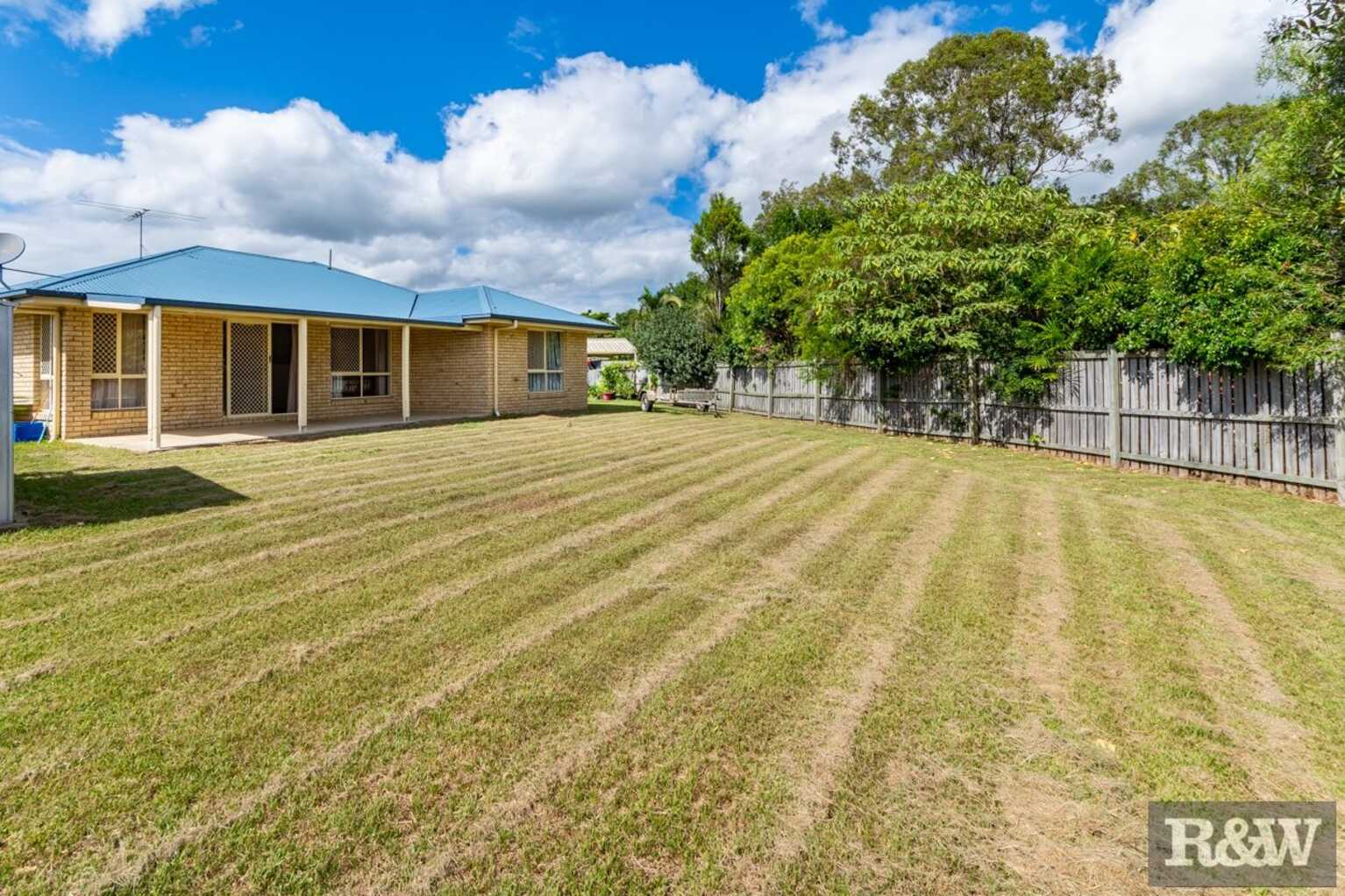 33 Dorset Drive Caboolture South