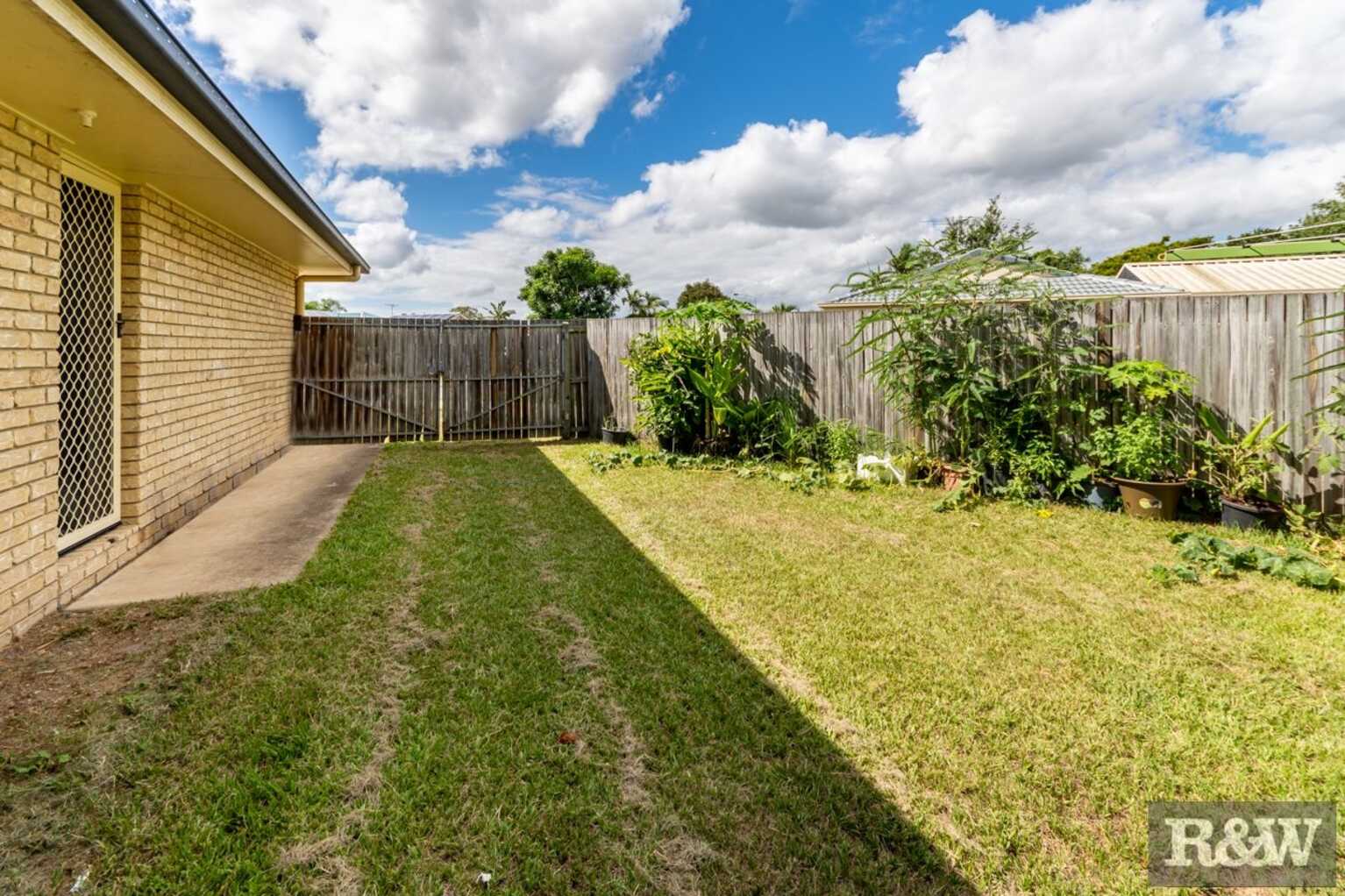 33 Dorset Drive Caboolture South