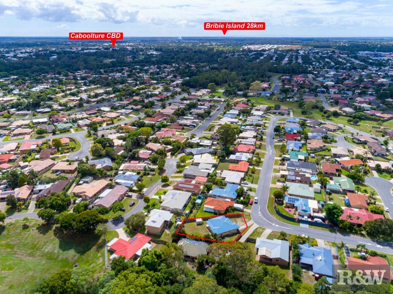 33 Dorset Drive Caboolture South