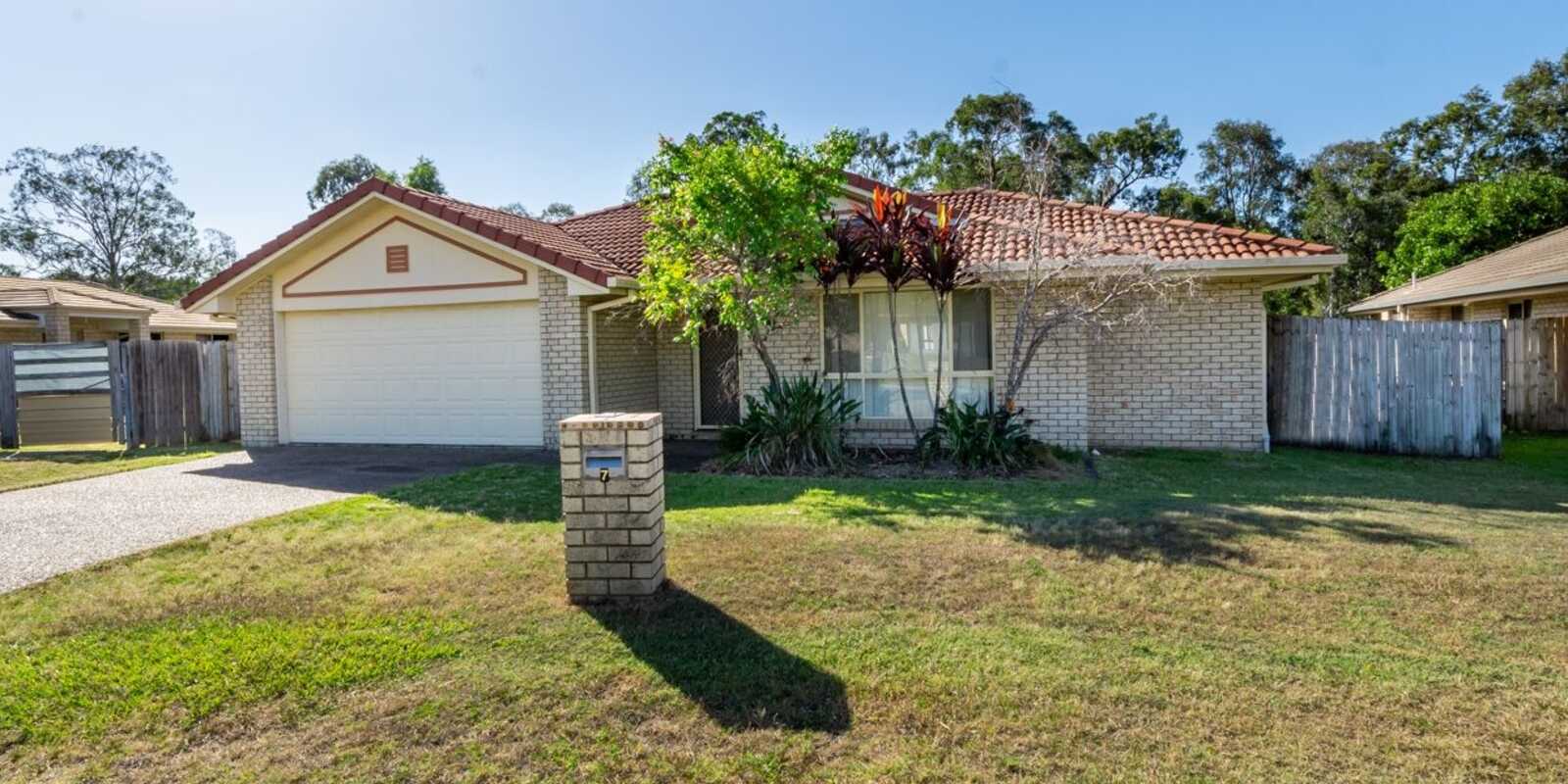 7 Wombat Place Morayfield 7 Wombat Place Morayfield