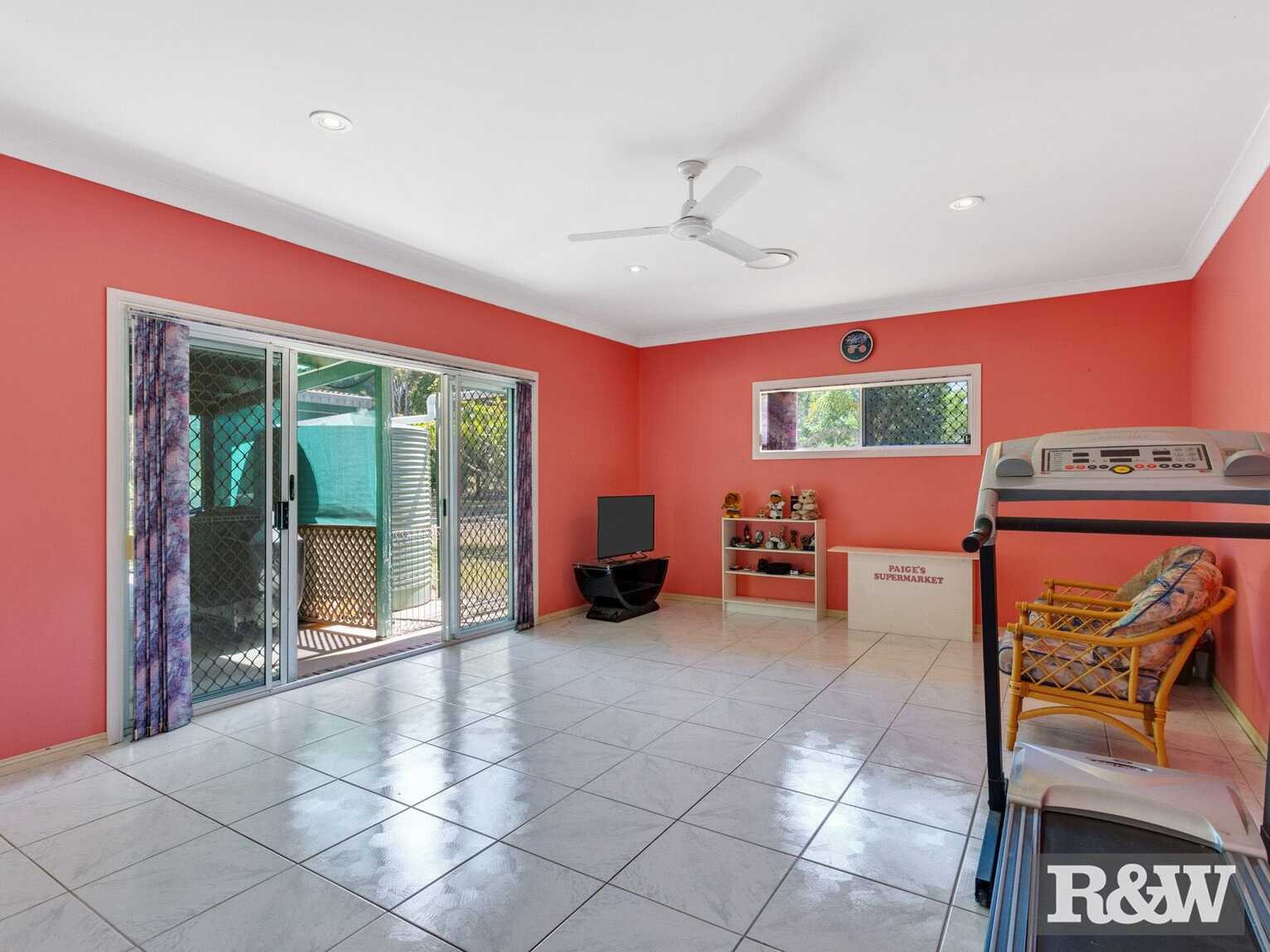 37 Gladioli Court Caboolture