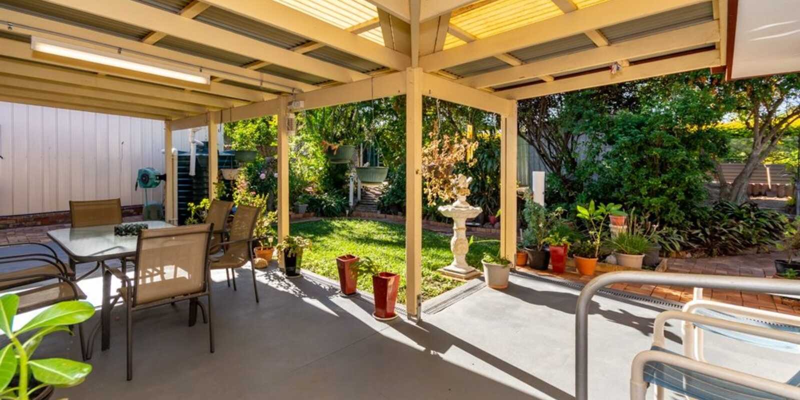 4 Sittella Street Bellmere