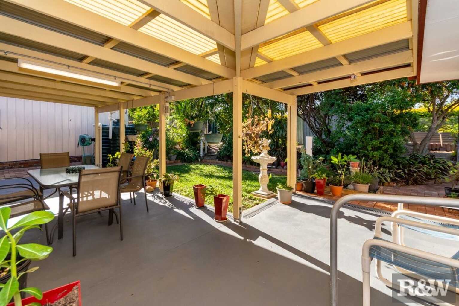 4 Sittella Street Bellmere