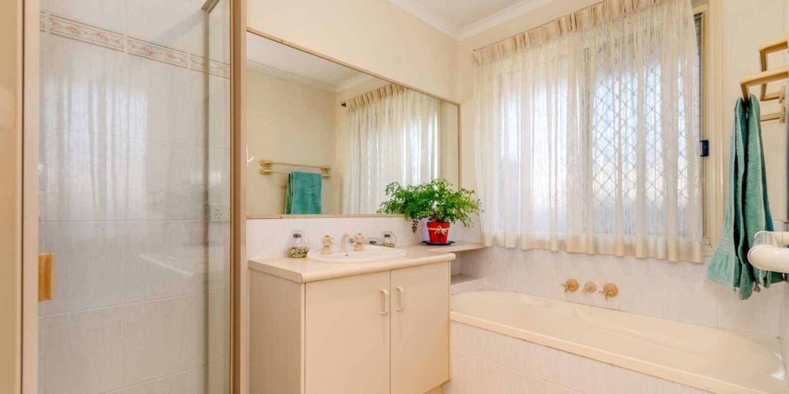 4 Sittella Street Bellmere