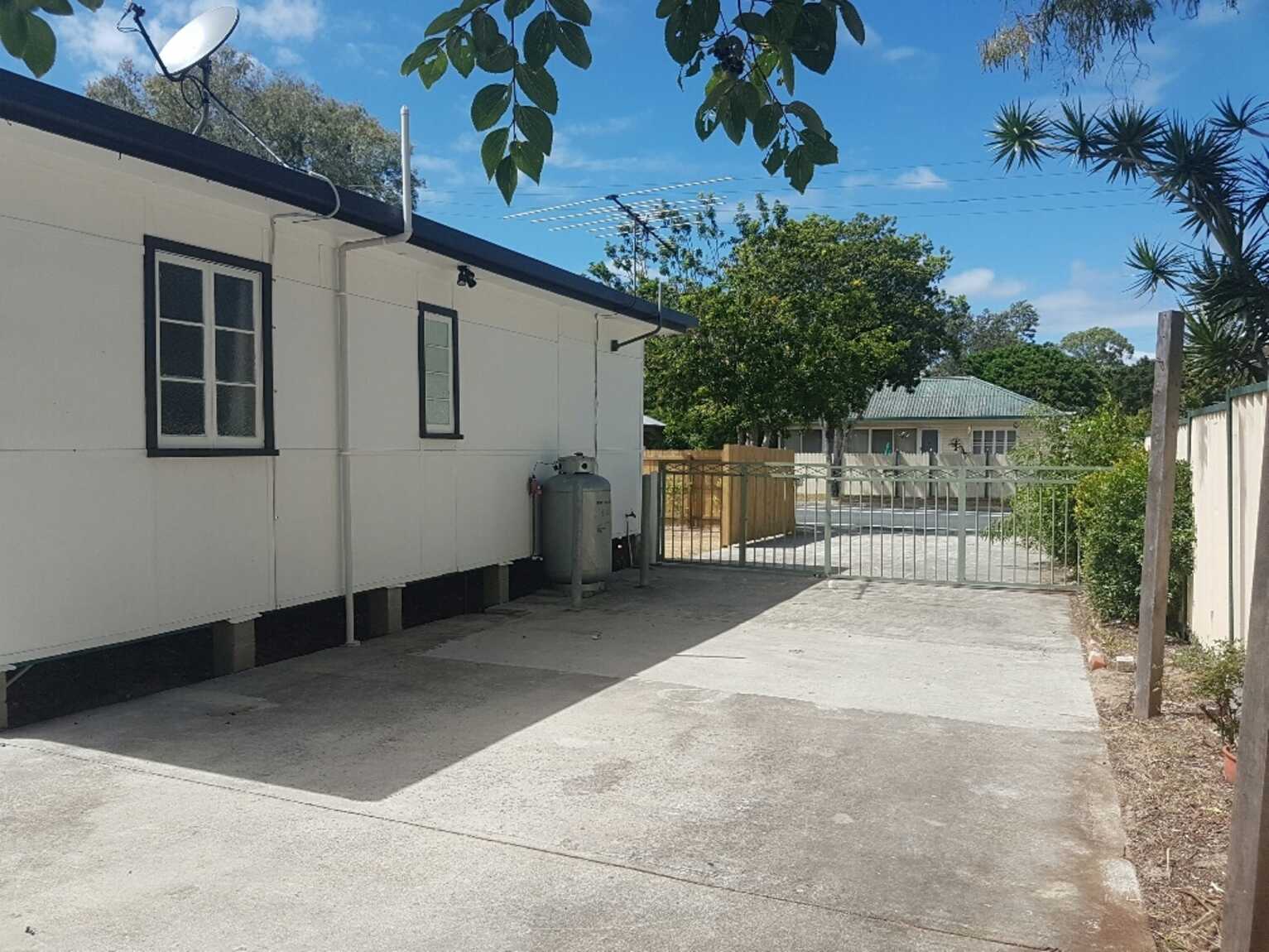 866a Beachmere Road Beachmere