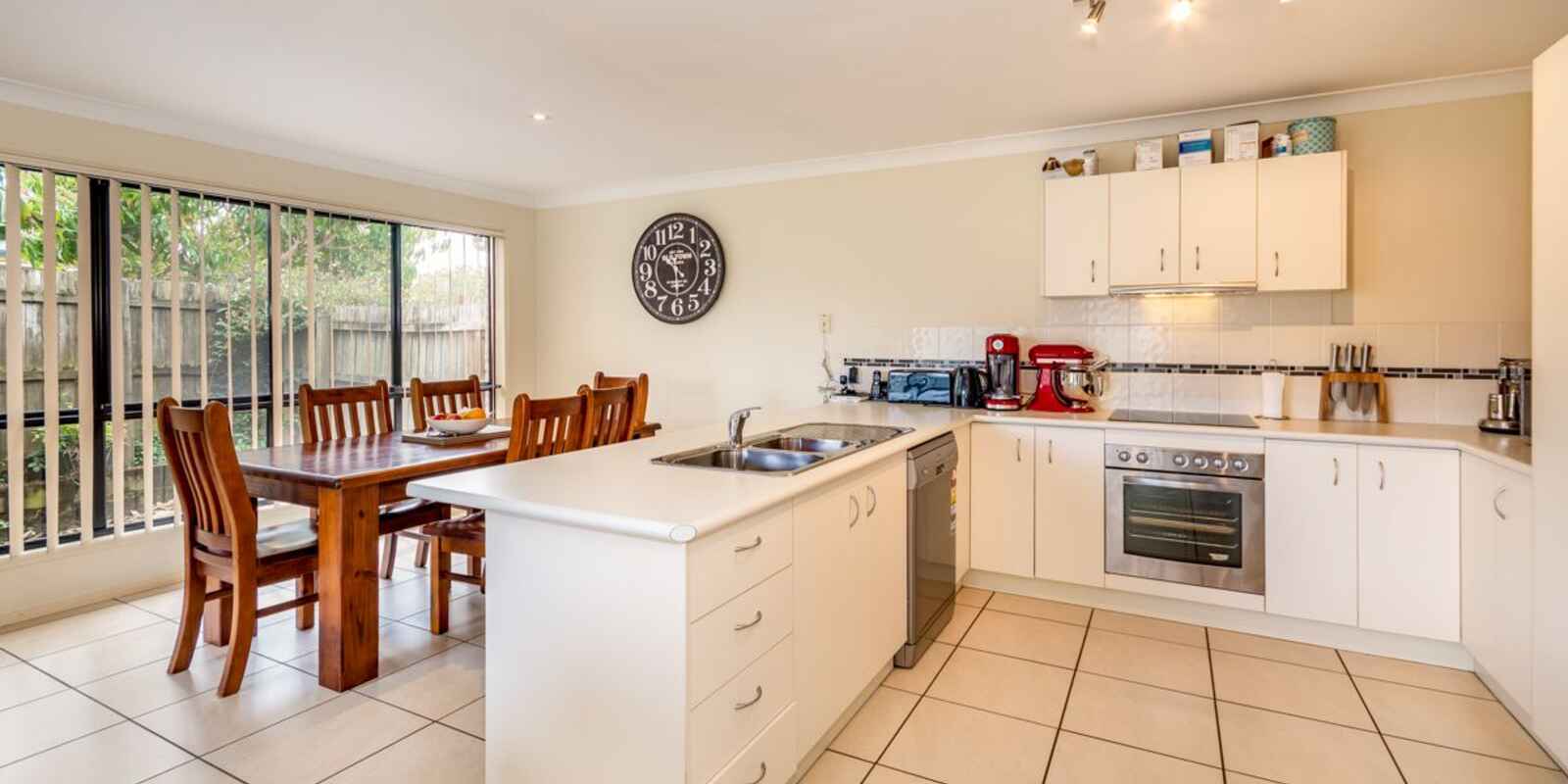 Duplexes A&B/5 Riccardo Street Caboolture
