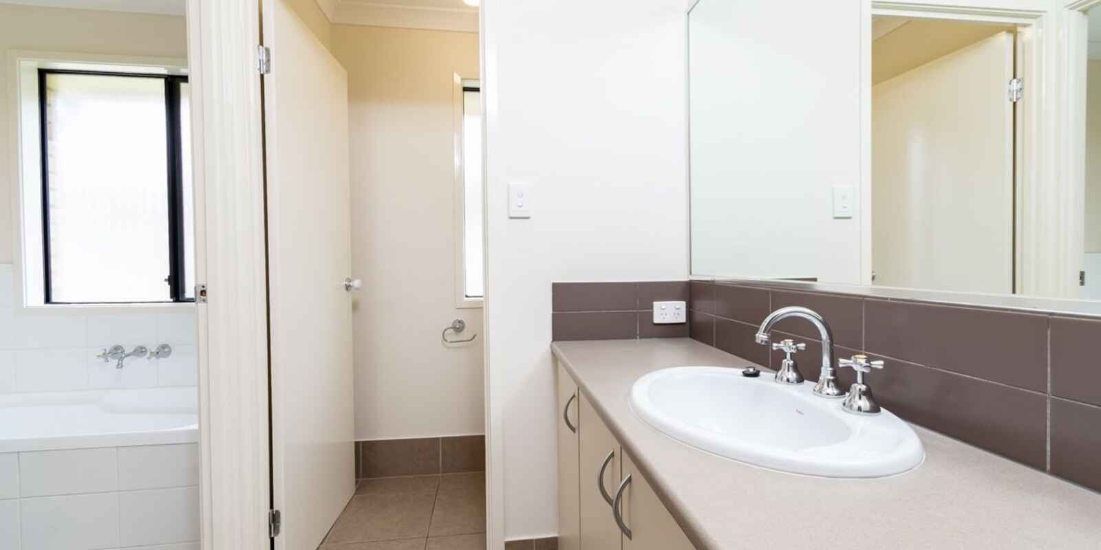 19 St Columbans Court Caboolture