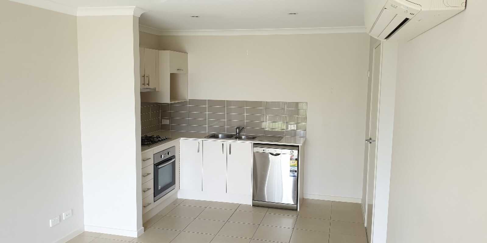 1/19 Racemosa Street Caboolture