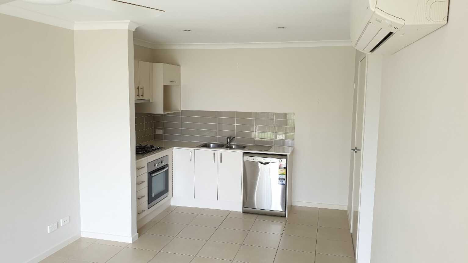 1/19 Racemosa Street Caboolture