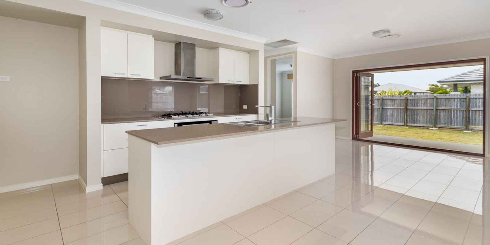 9 Nicholson Street Caboolture South 9 Nicholson Street Caboolture South