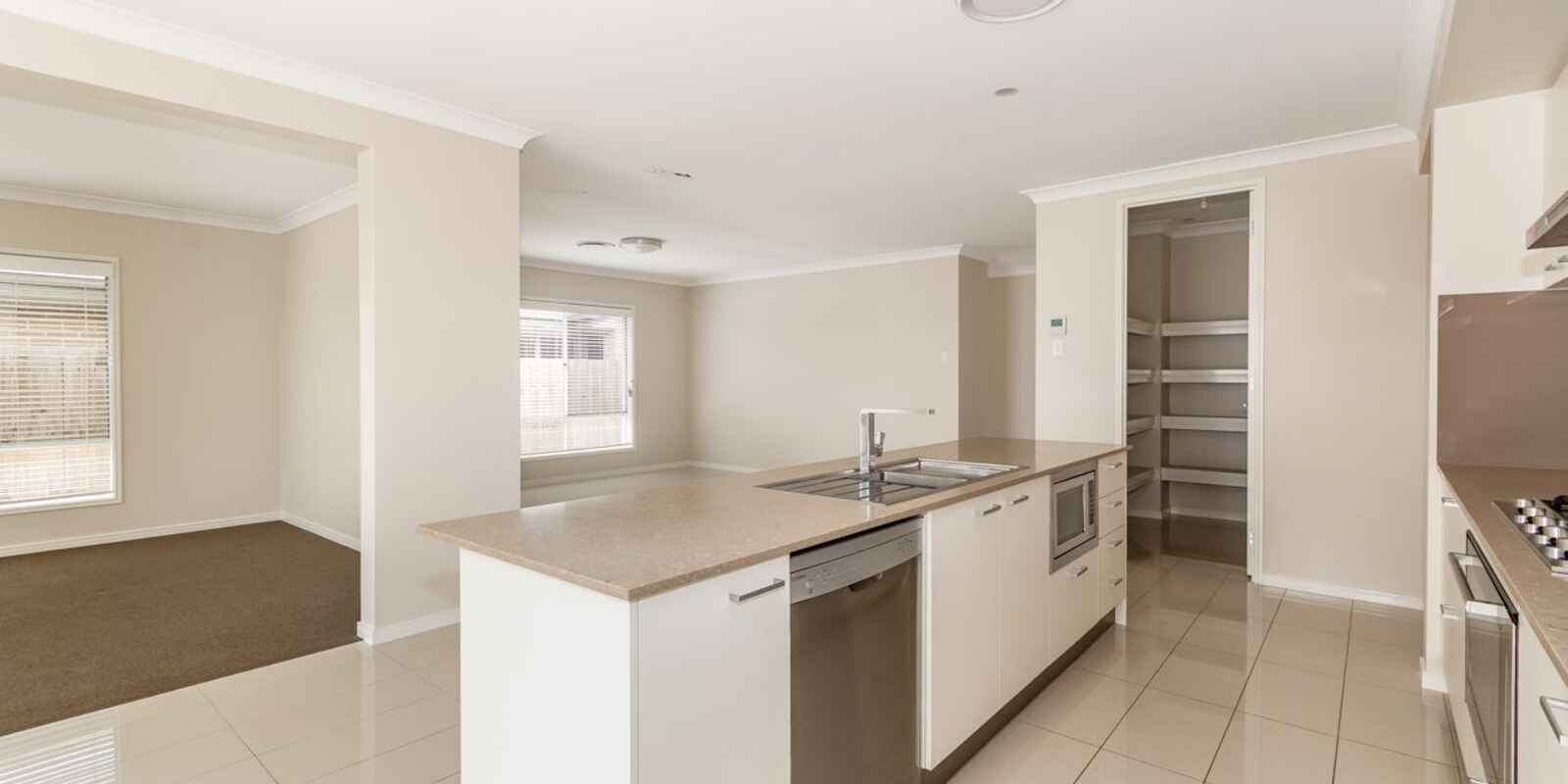 9 Nicholson Street Caboolture South 9 Nicholson Street Caboolture South