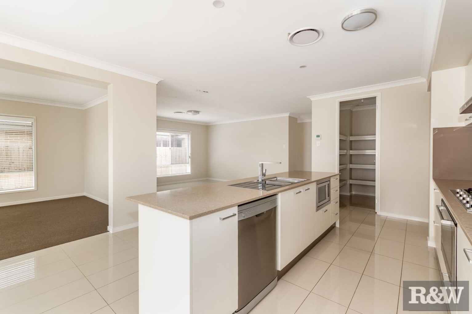 9 Nicholson Street Caboolture South