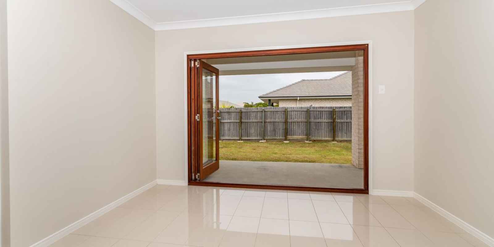 9 Nicholson Street Caboolture South 9 Nicholson Street Caboolture South