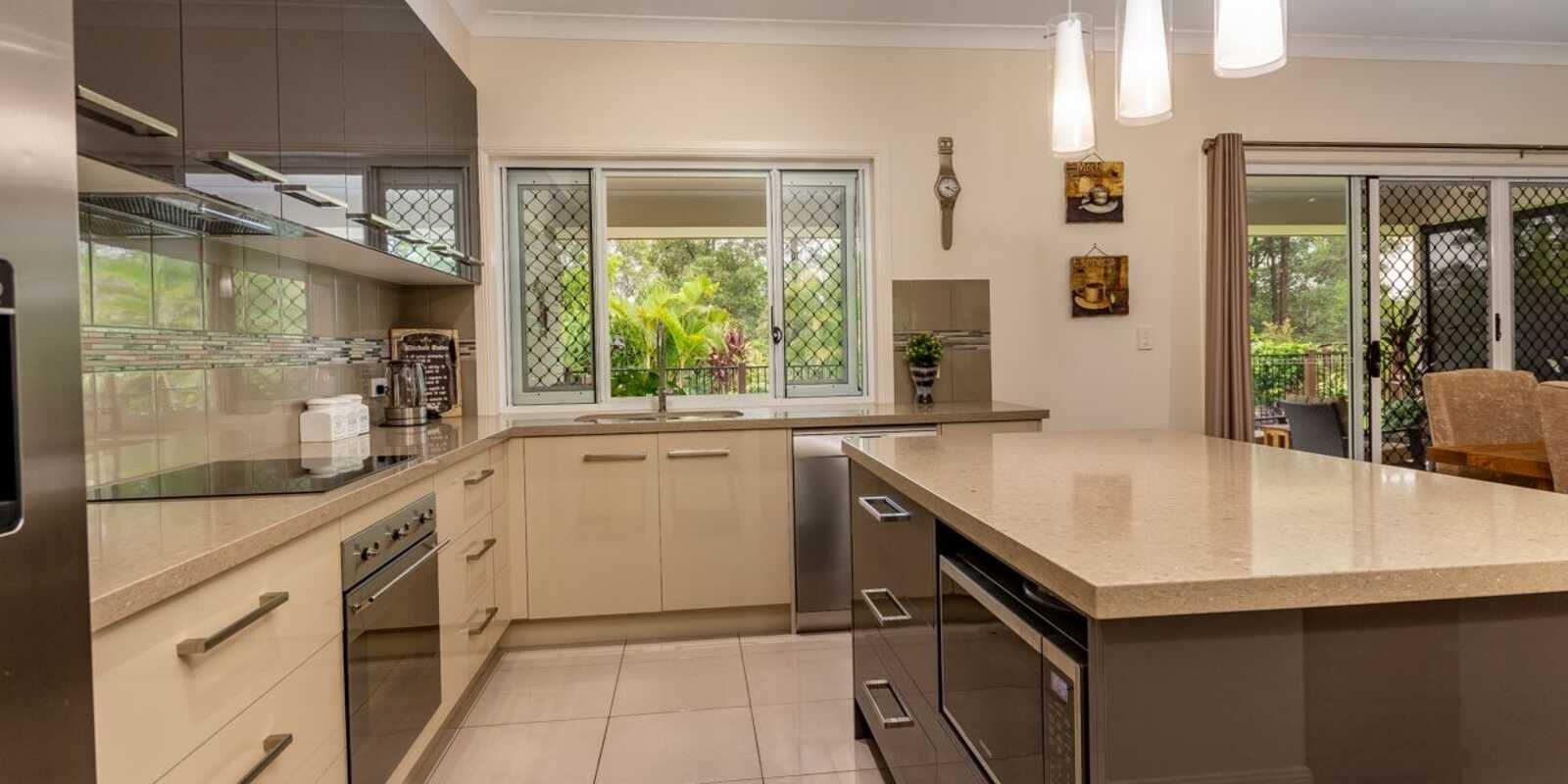 15 Stormbird Court Upper Caboolture