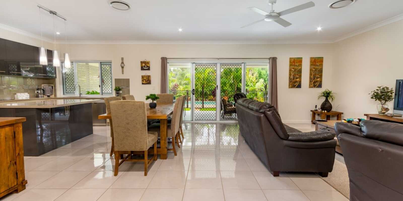 15 Stormbird Court Upper Caboolture