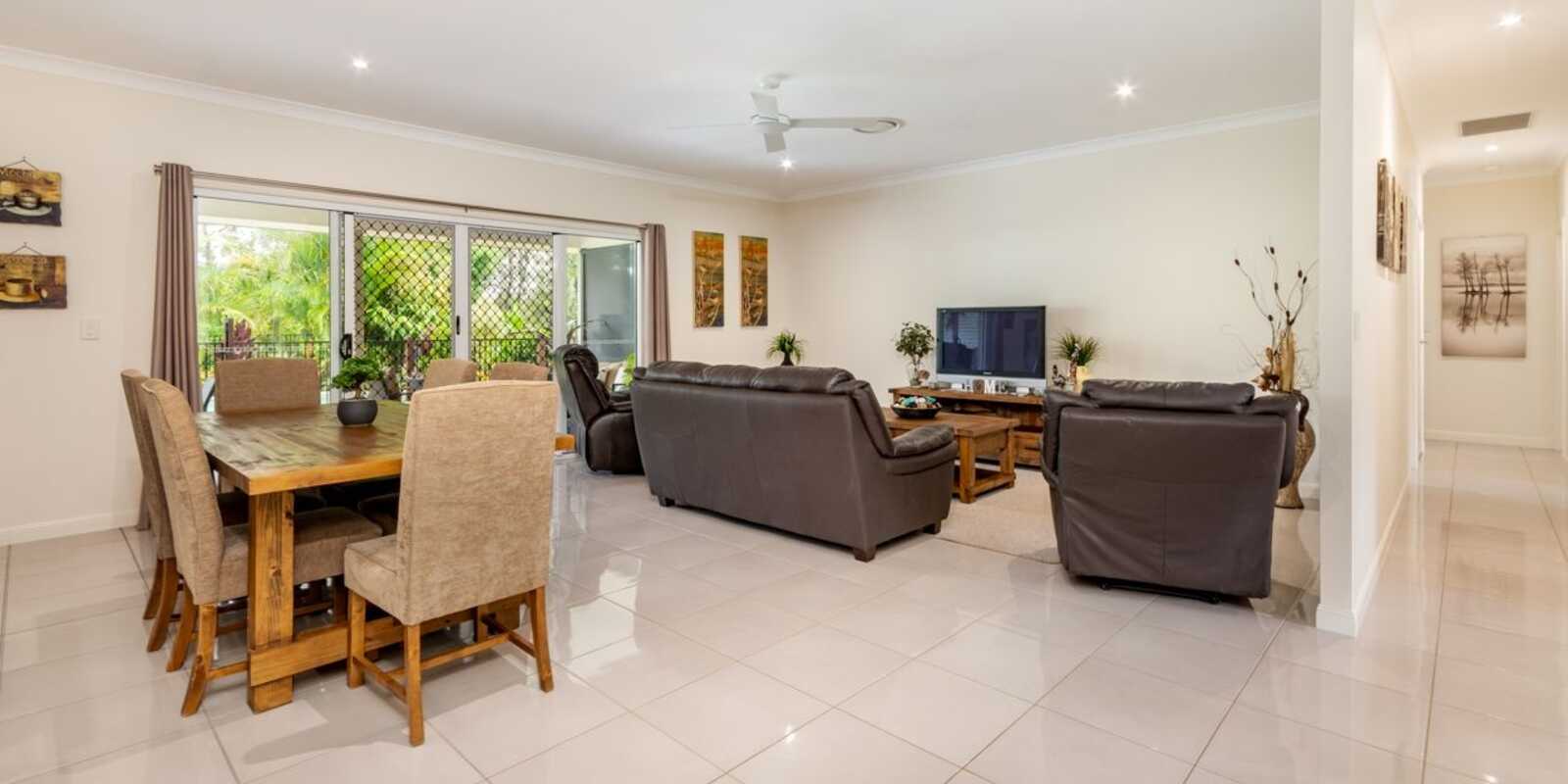 15 Stormbird Court Upper Caboolture