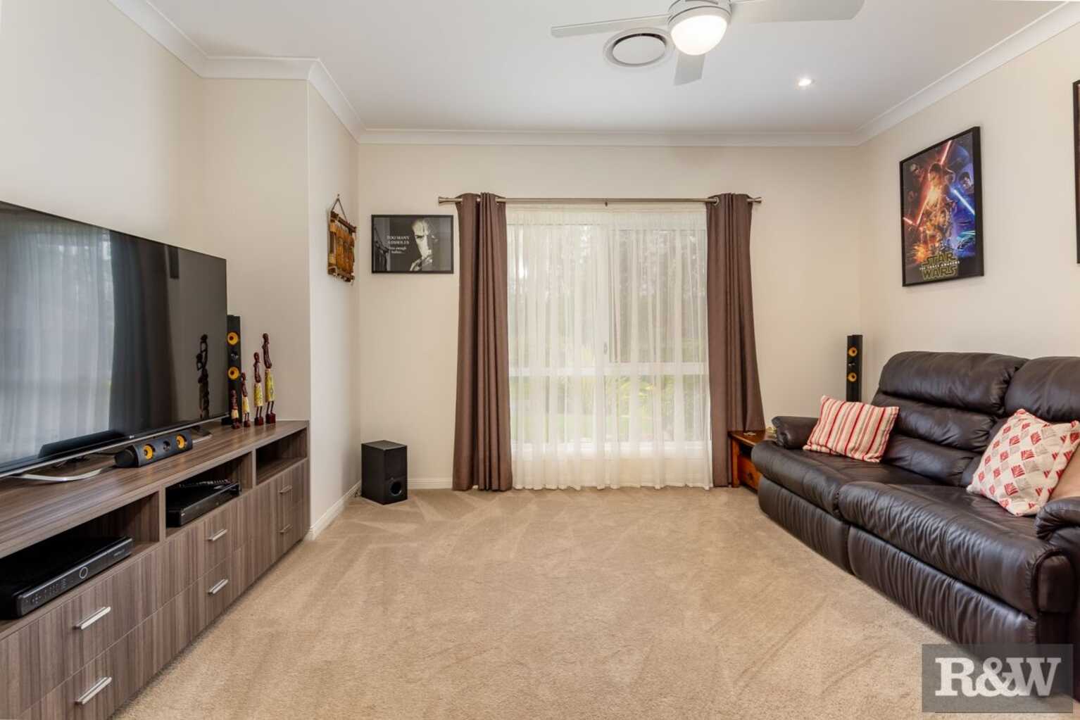 15 Stormbird Court Upper Caboolture