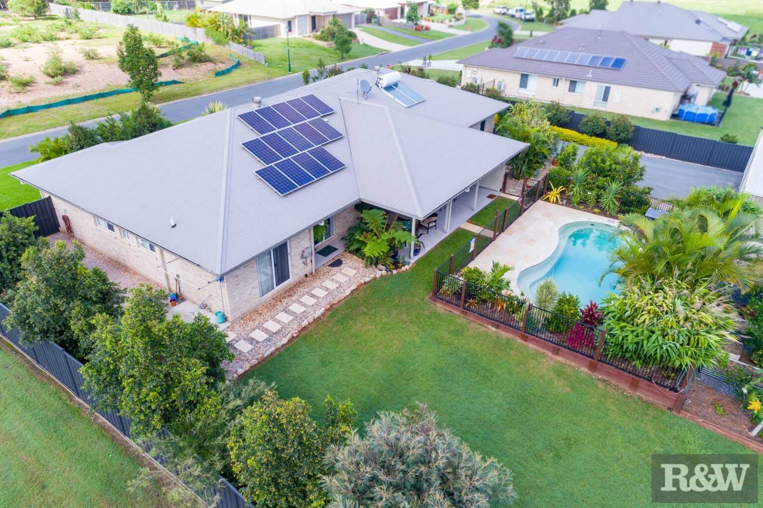 15 Stormbird Court Upper Caboolture