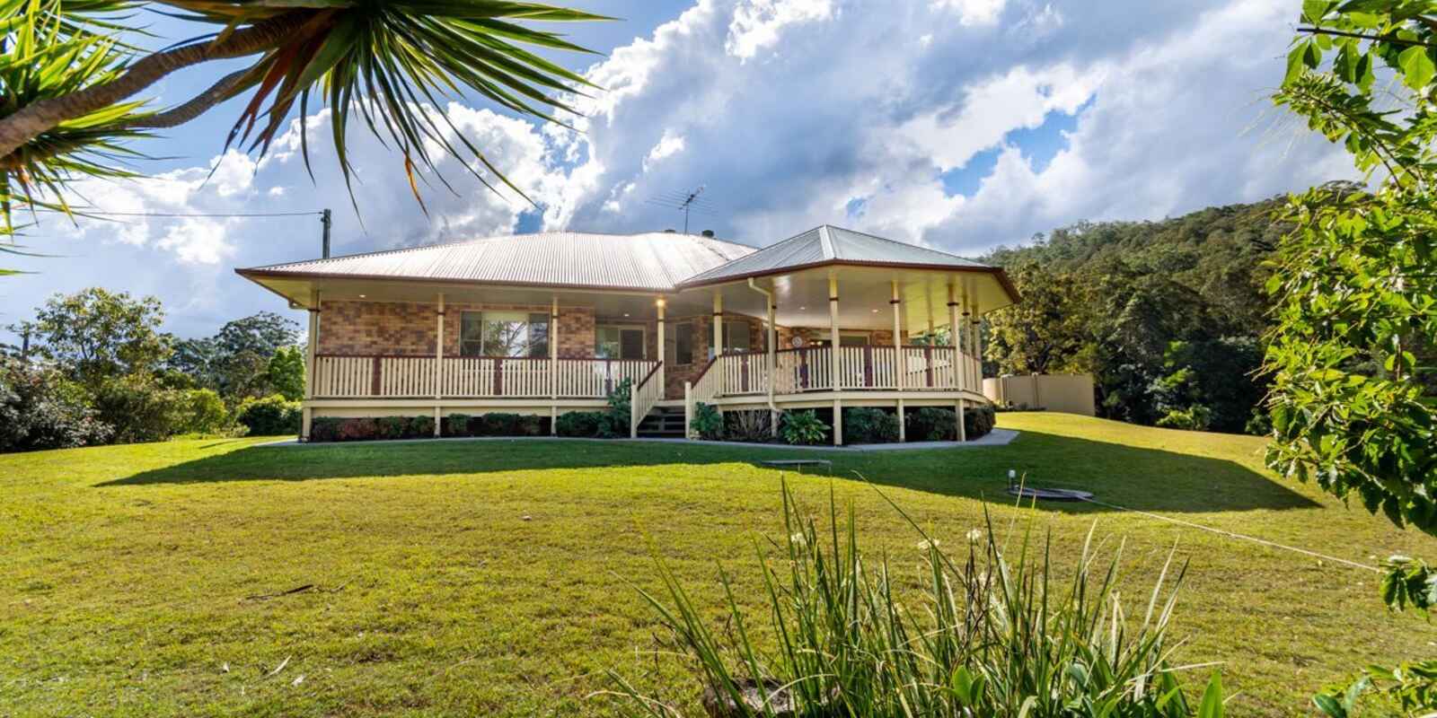 100 Cedarton Drive Cedarton 100 Cedarton Drive Cedarton