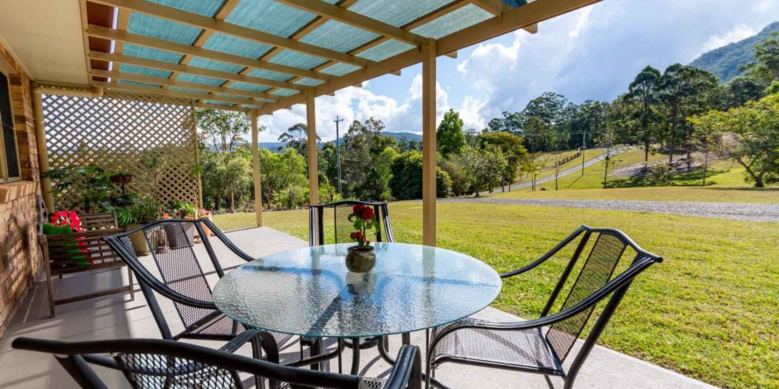 100 Cedarton Drive Cedarton 100 Cedarton Drive Cedarton