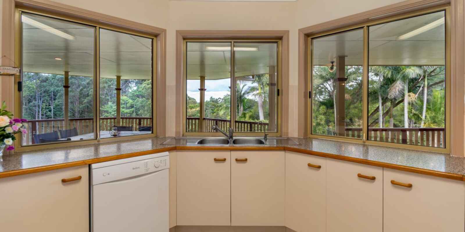 100 Cedarton Drive Cedarton 100 Cedarton Drive Cedarton