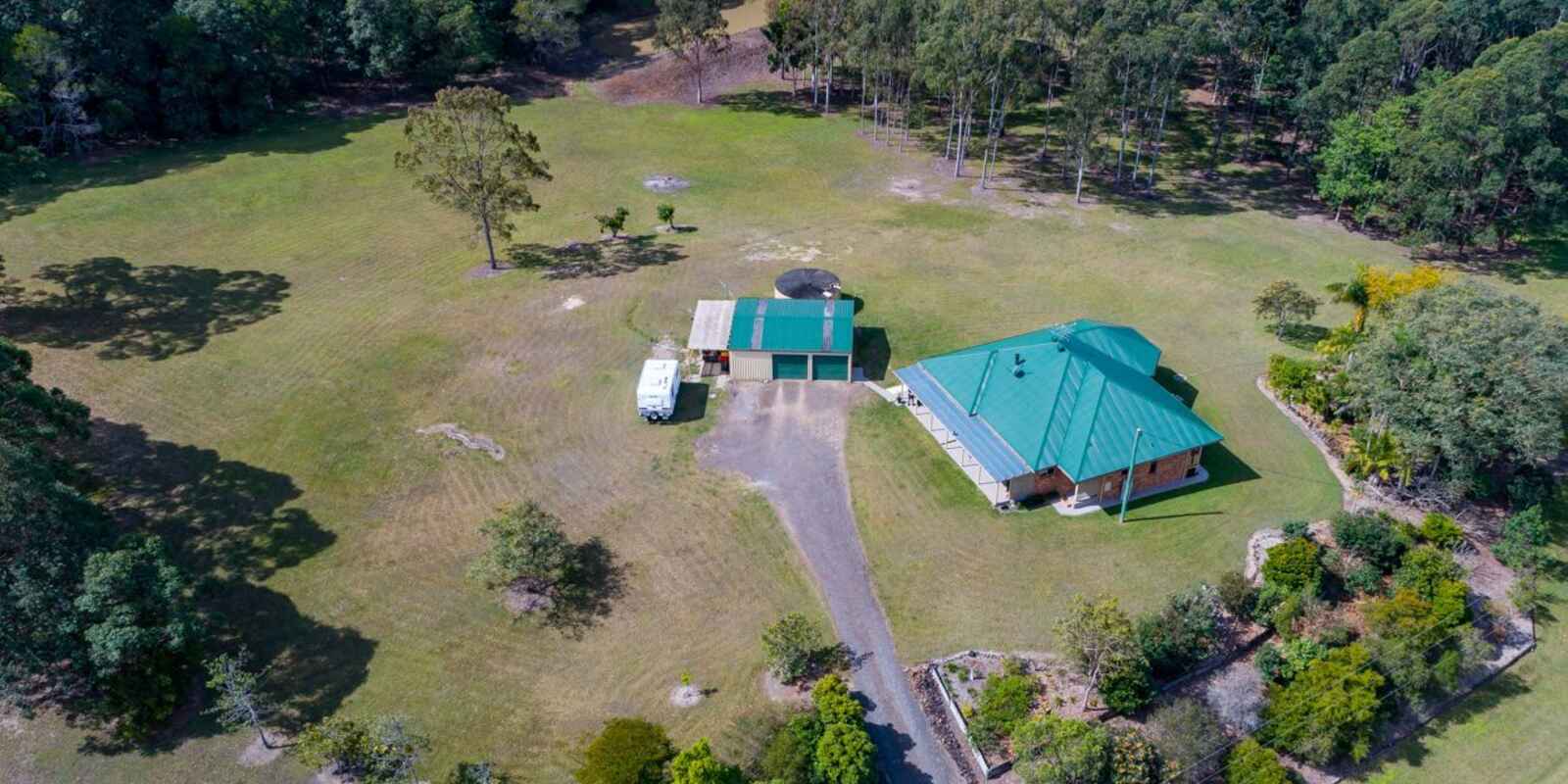 100 Cedarton Drive Cedarton 100 Cedarton Drive Cedarton