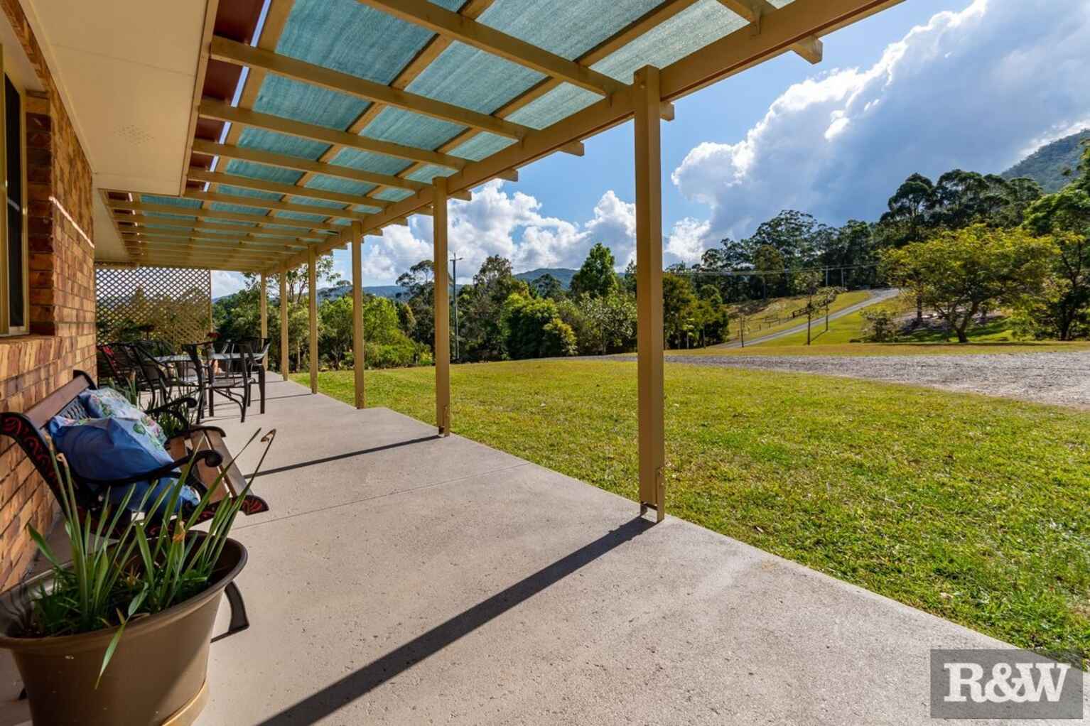 100 Cedarton Drive Cedarton 100 Cedarton Drive Cedarton