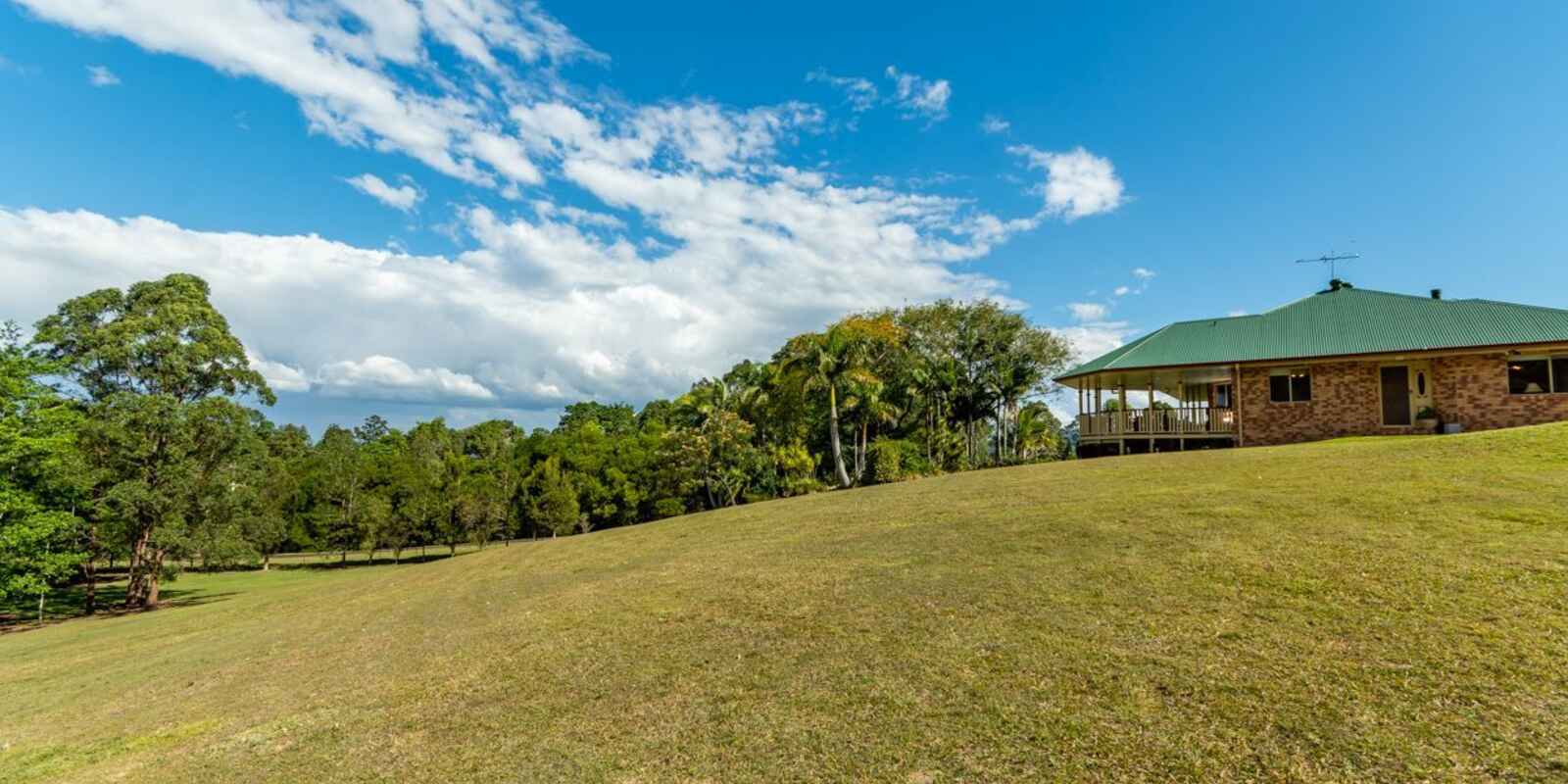 100 Cedarton Drive Cedarton 100 Cedarton Drive Cedarton