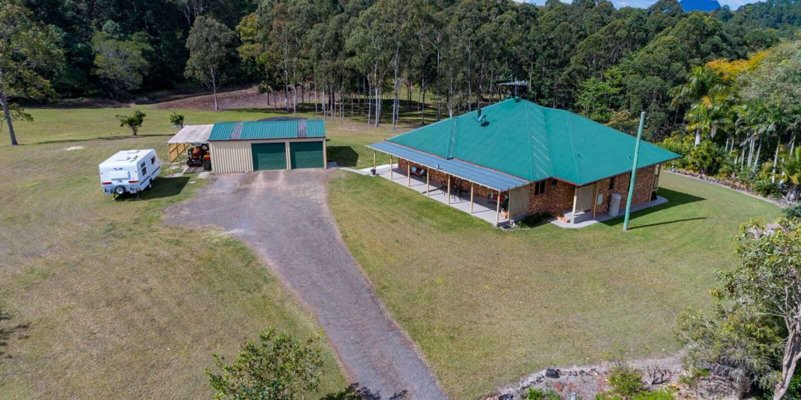 100 Cedarton Drive Cedarton 100 Cedarton Drive Cedarton