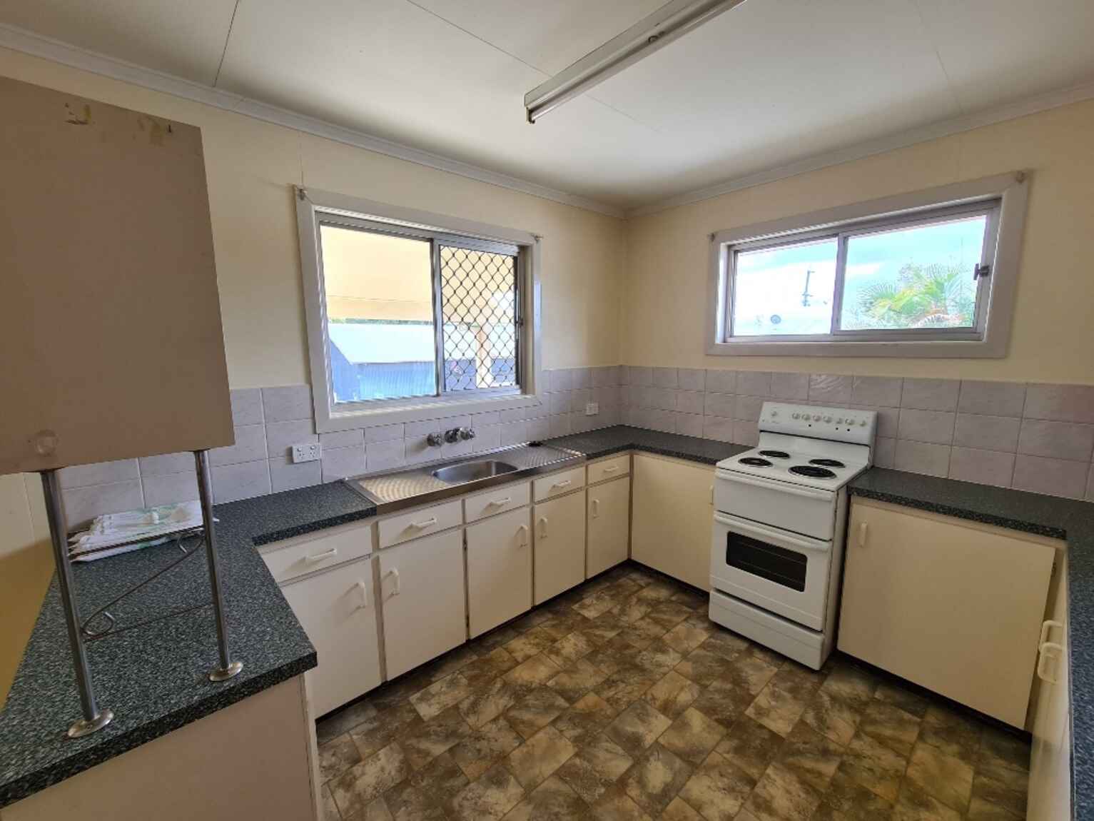 4 Battersby Court Caboolture 4 Battersby Court Caboolture