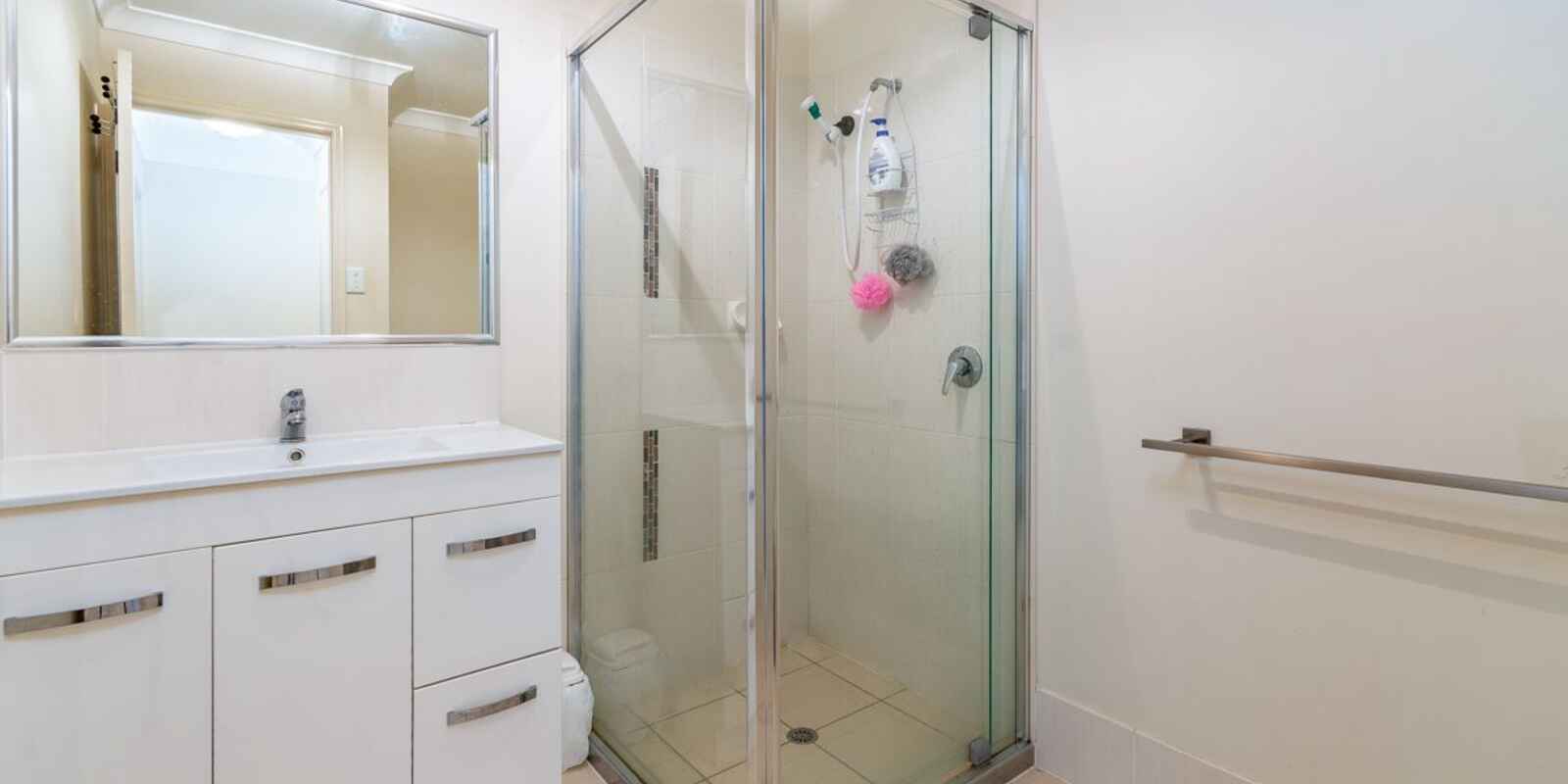 1 & 2/13 Rumba Street Caboolture