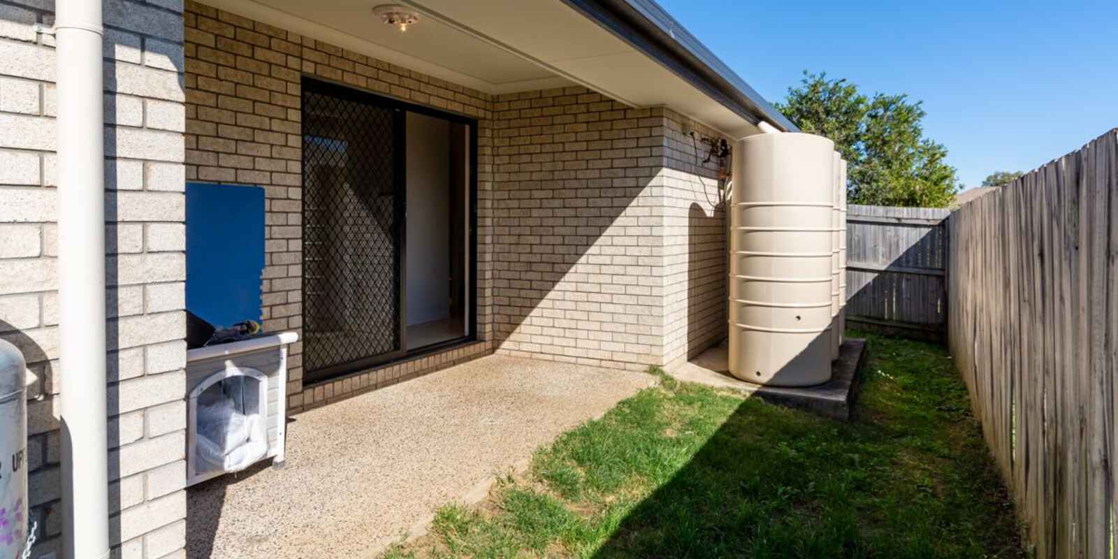 1 & 2/13 Rumba Street Caboolture