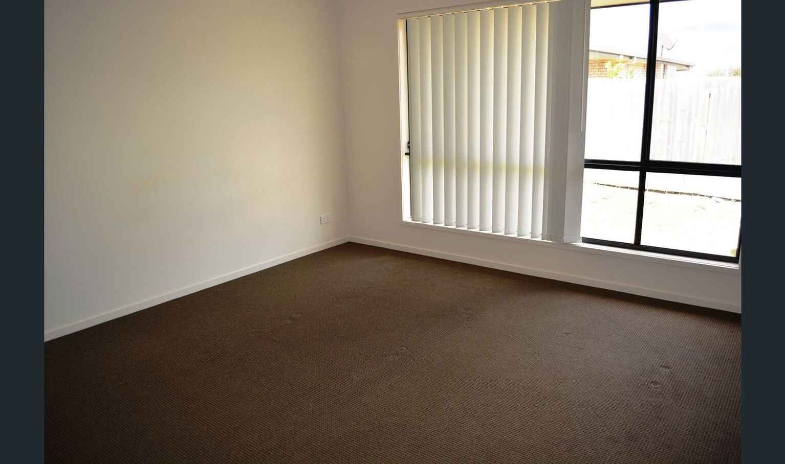 56 Coach Road West Morayfield