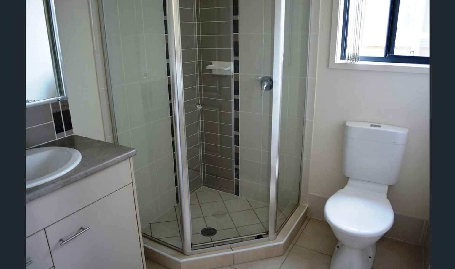 56 Coach Road West Morayfield