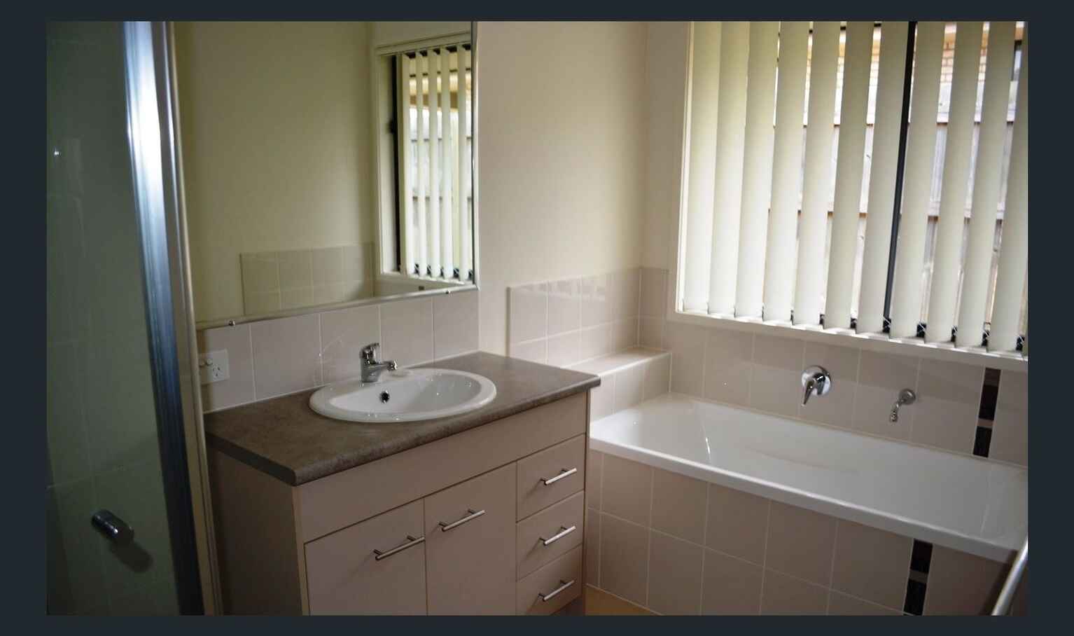 56 Coach Road West Morayfield