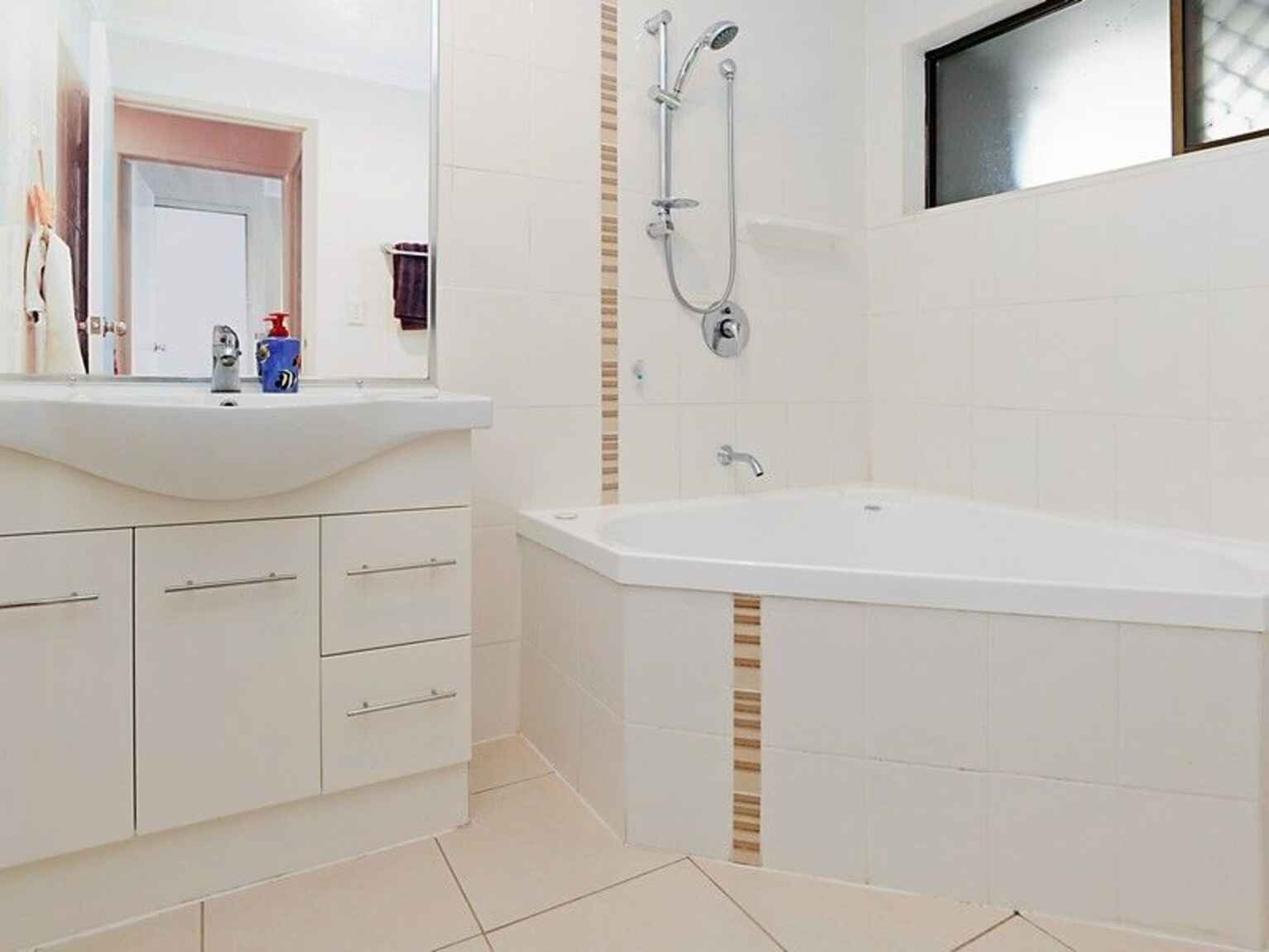 10 Beacon Street Morayfield 10 Beacon Street Morayfield