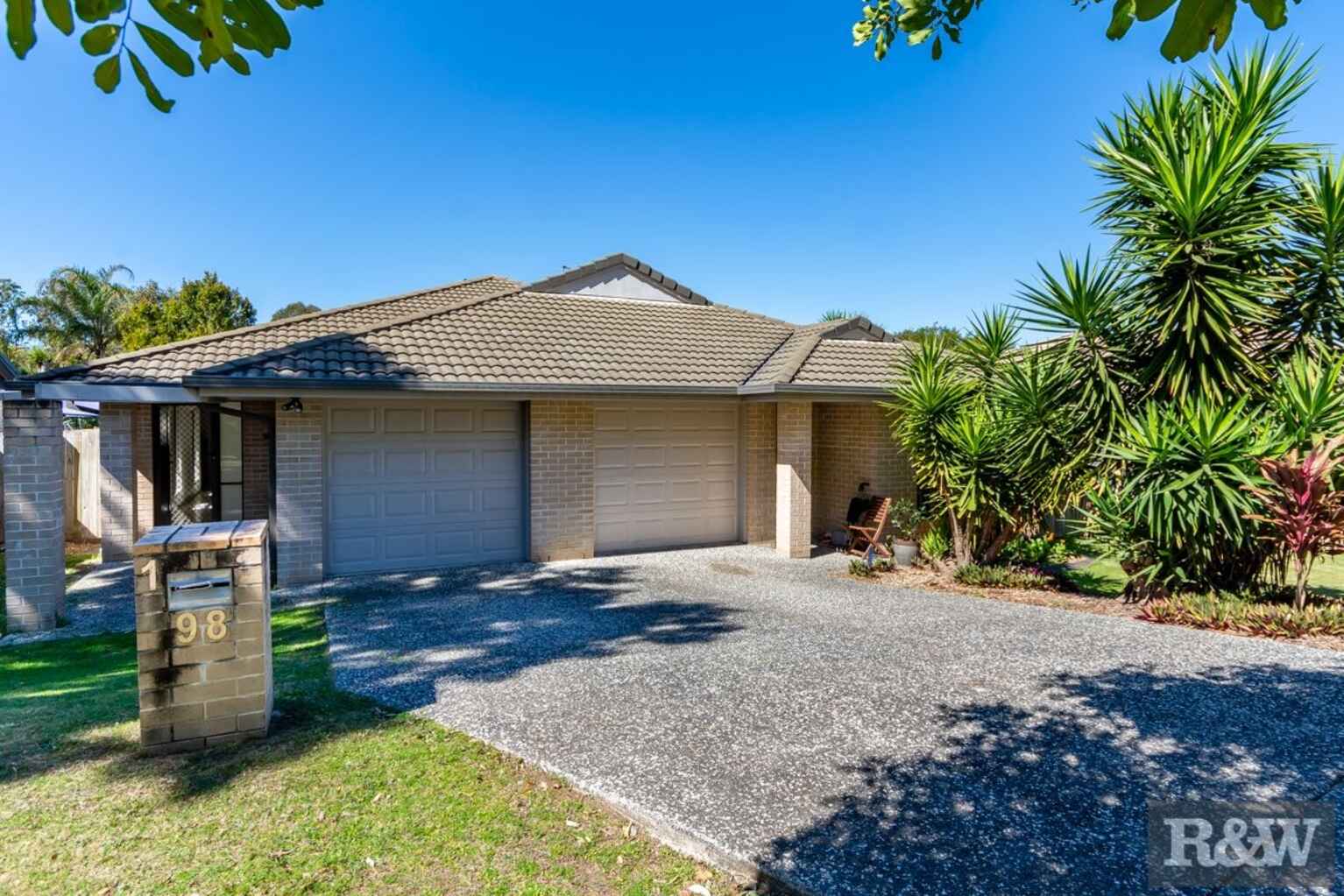 1 & 2/98 Pauls Road Upper Caboolture