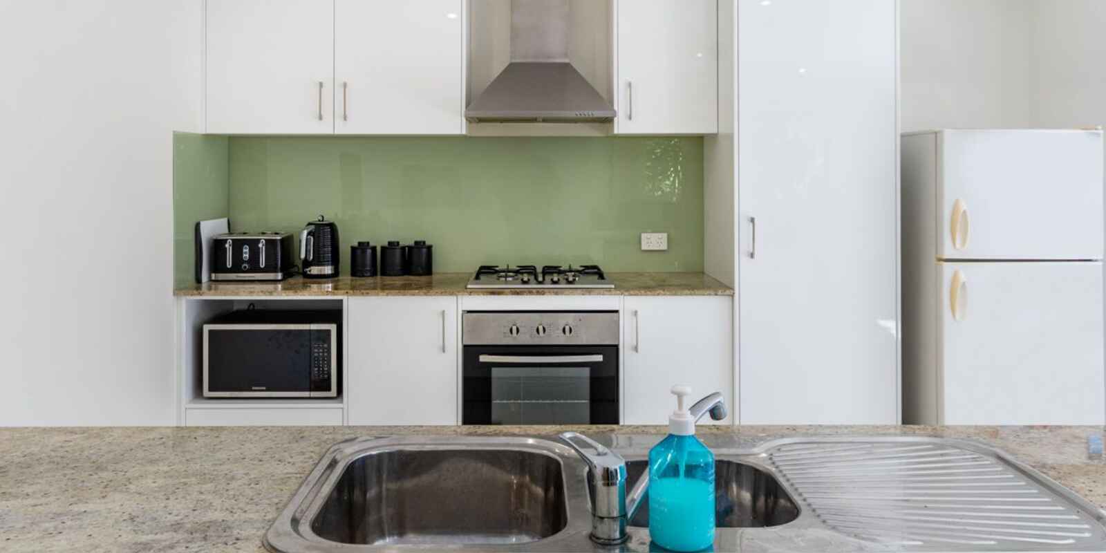 1 & 2/98 Pauls Road Upper Caboolture