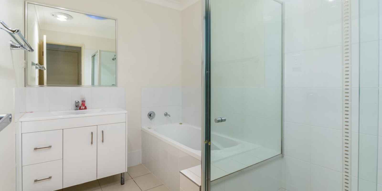 1 & 2/98 Pauls Road Upper Caboolture