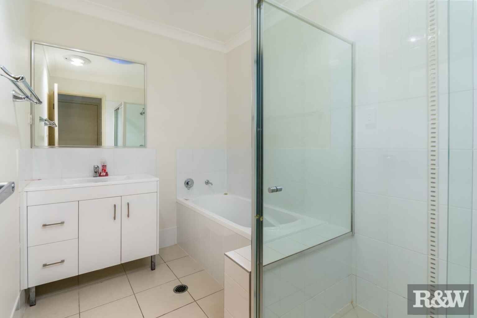 1 & 2/98 Pauls Road Upper Caboolture