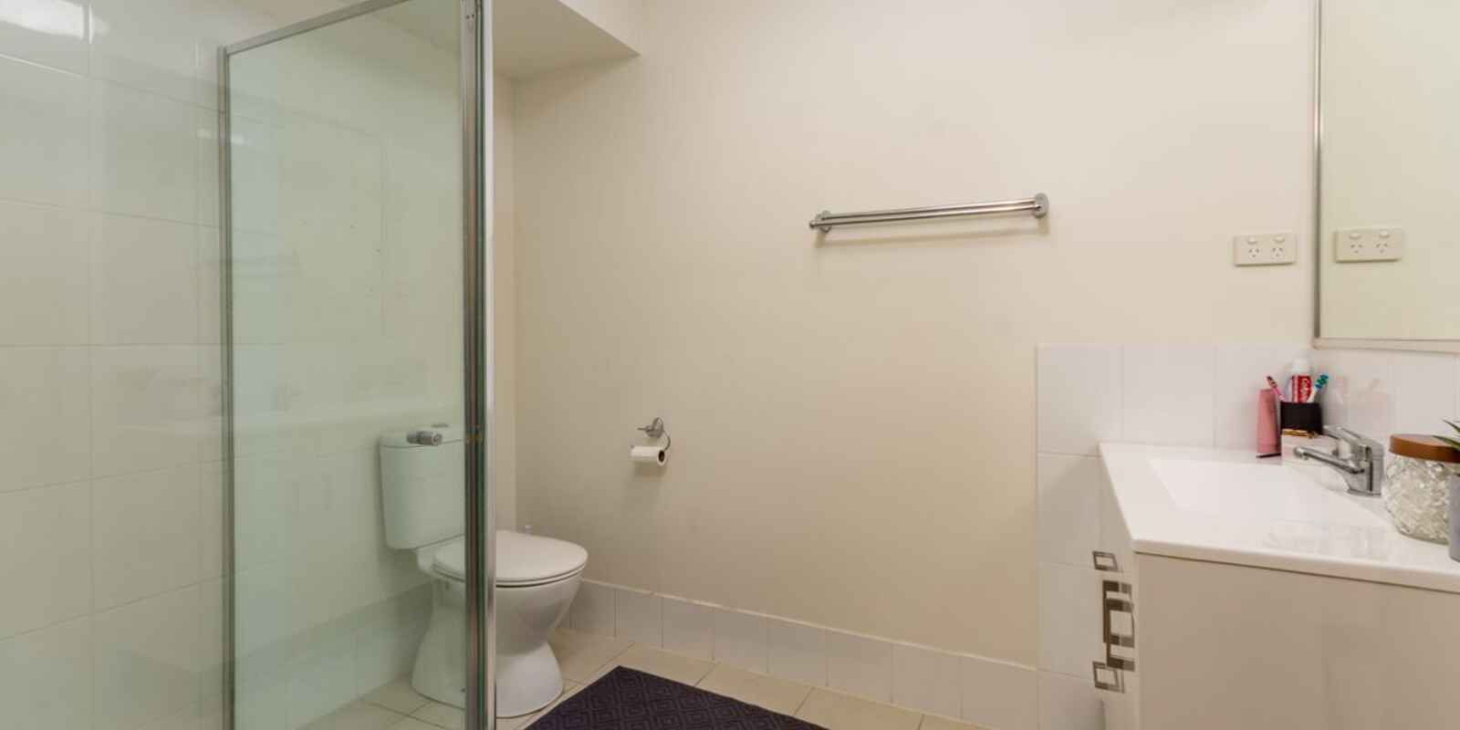 1 & 2/98 Pauls Road Upper Caboolture