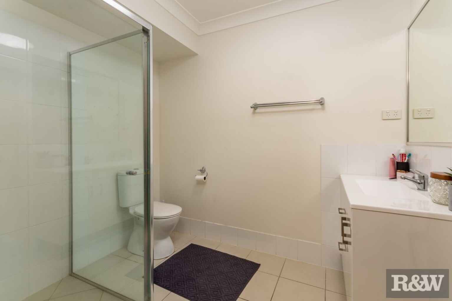 1 & 2/98 Pauls Road Upper Caboolture