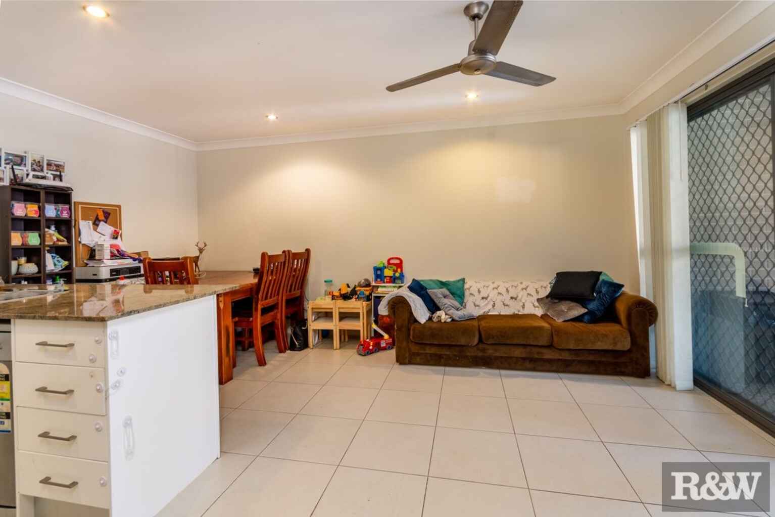 1 & 2/98 Pauls Road Upper Caboolture